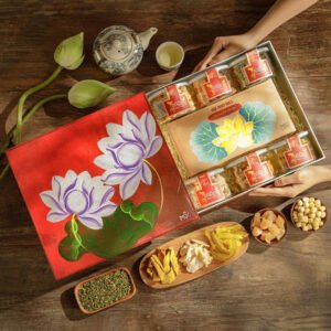 Moc Truly Hue’s 2025 Spring Scent Gift Box, Gift From Ancient Town, Hue Specialty, Vietnamese Handcrafted Food Gift, Artistic Hand-painted Gift Box