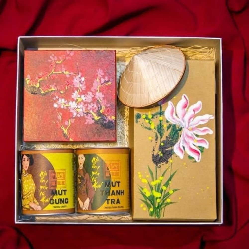 Mộc Truly Huế Gift Box, Set 2, Specialty Gift Set, Vietnamese Gift, Lotus Flower Tea, Thanh Tra Preserves, Hue Ginger Preserves, Phu Linh Cake, Corporate Gift - Image 4
