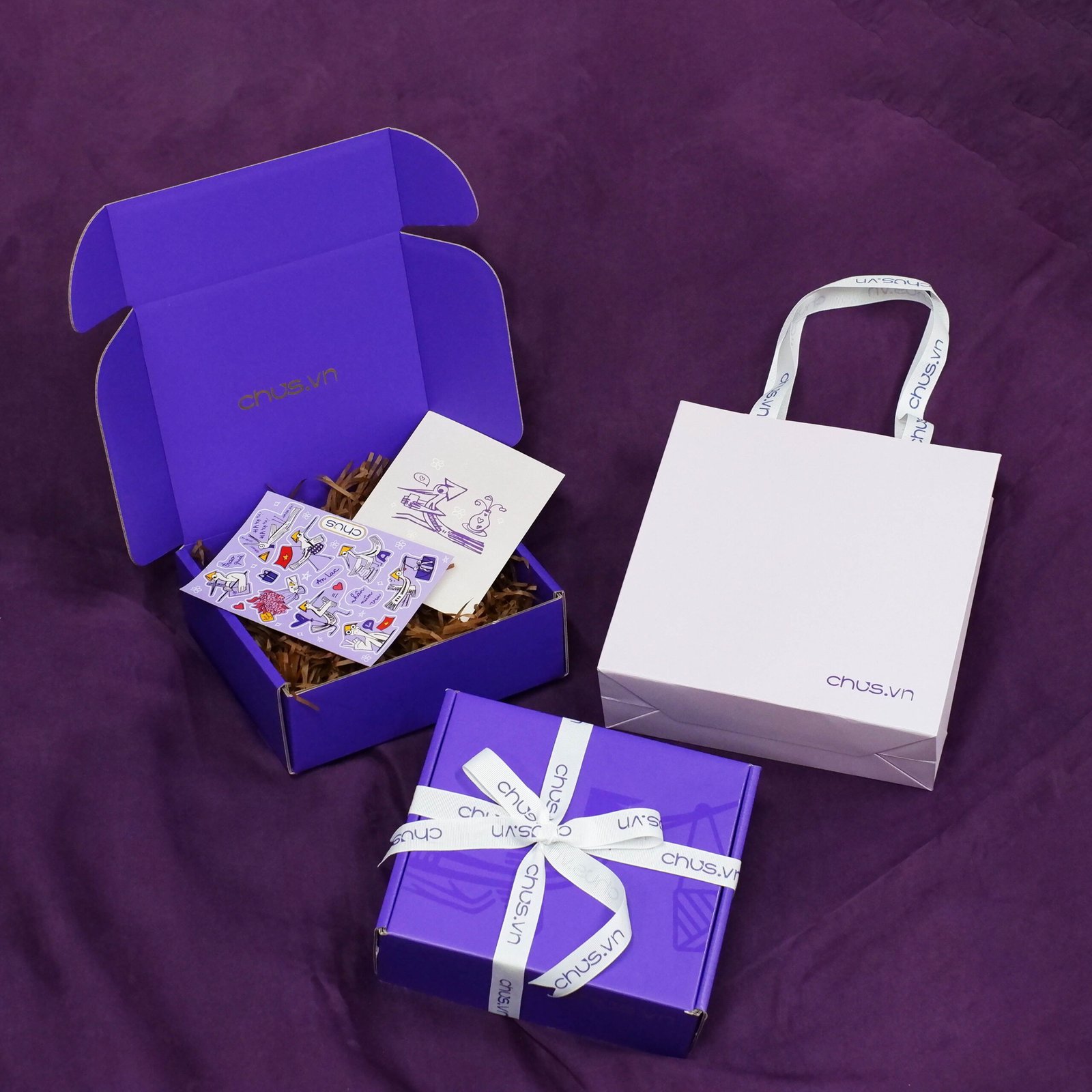 CHUS Exclusive Gift Box & Accessories Set, Transform Your Gifting Game, Exclusive Gift Box With Card Plus Ribbon & Stickers, Creative Purple Gift Box - Image 2