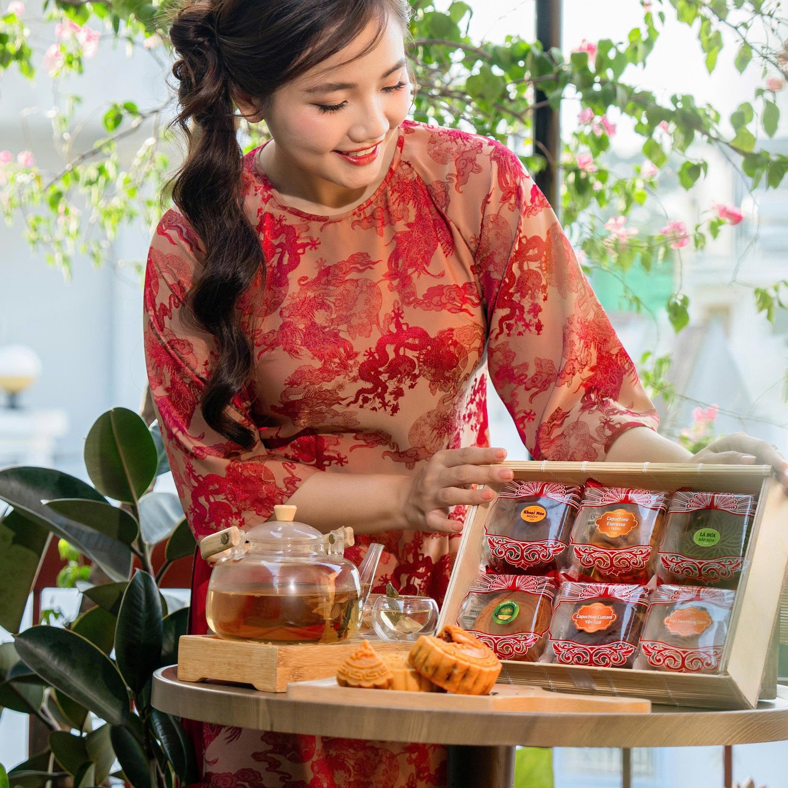 "Moons Of Serenity" Mid-Autumn Gift Box, A Touch Of Peace For Reunion Season, 6 Moon Cake Gift Set, Vietnamese Bamboo Souvenirs, Moon Festival Gift - Image 4